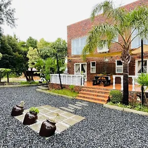 Guest house Premium, Bellville
