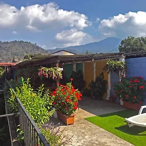 hostal-antigua.guatemalaantiguahotels.com/