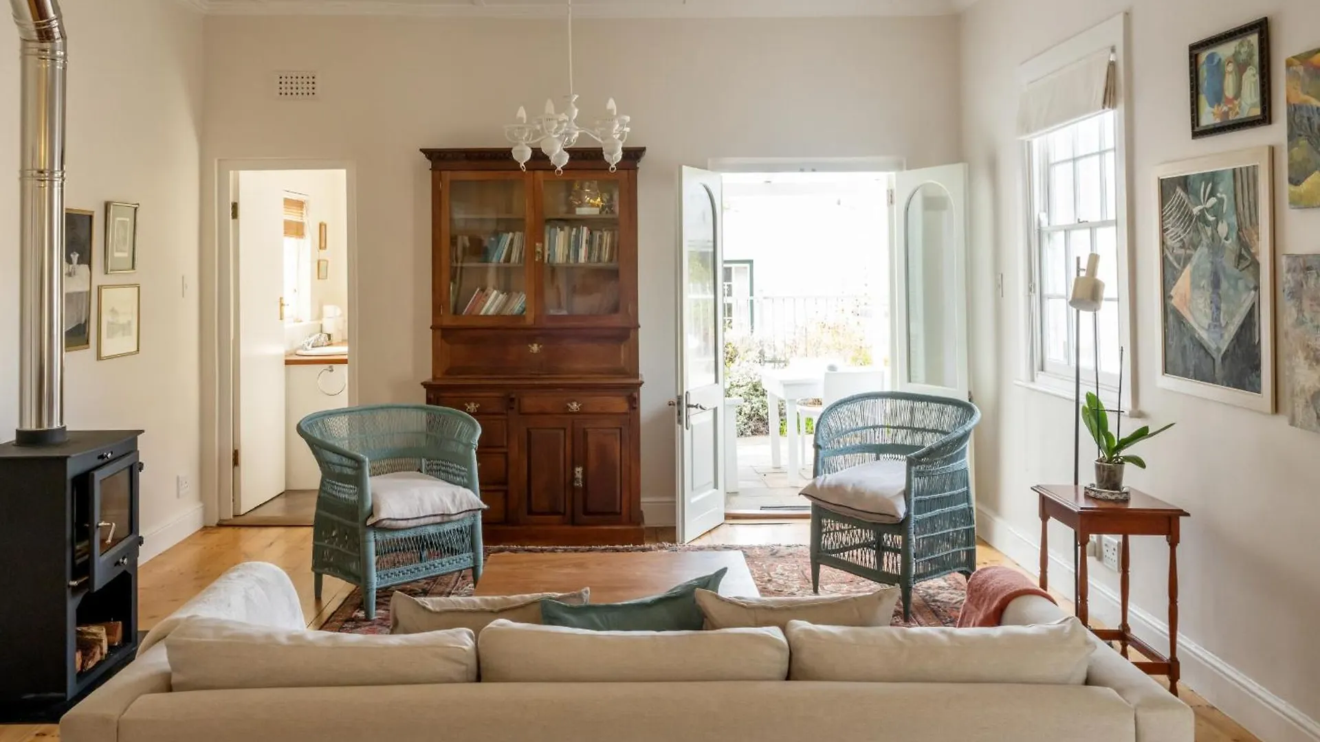 Chartfield Guesthouse Kalk Bay Guest house