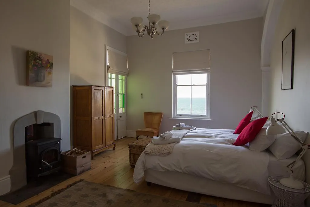 Chartfield Guesthouse Kalk Bay Guest house