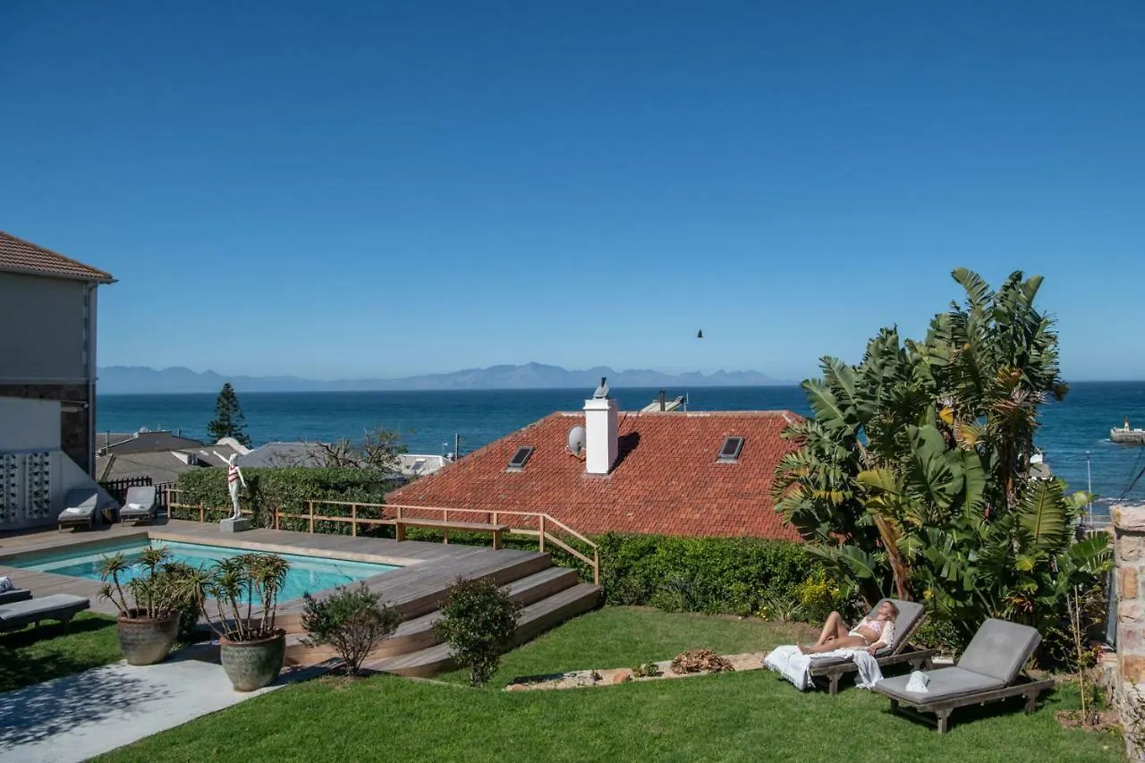 Chartfield Guesthouse Kalk Bay